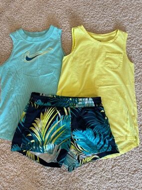 Nike tank top/all in motion shorts girl size small